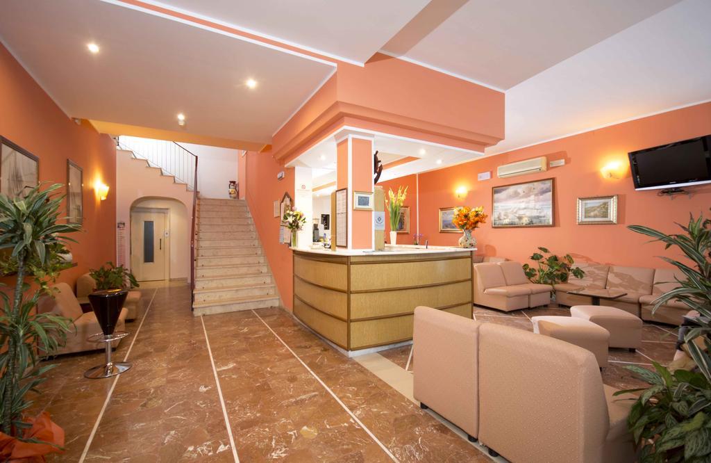 Hotel Veliero Римини Экстерьер фото